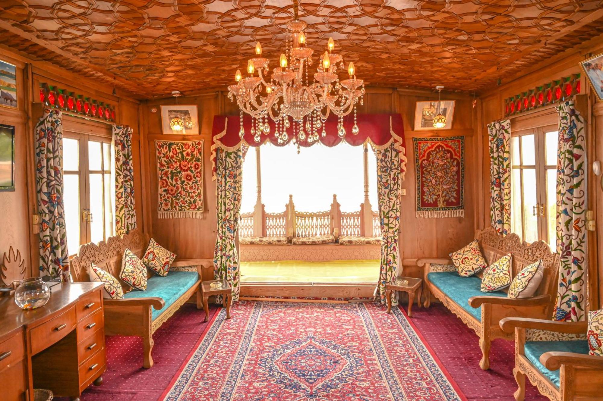 Hotel Golden Flower Heritage Houseboat Nagin Bagh Esterno foto